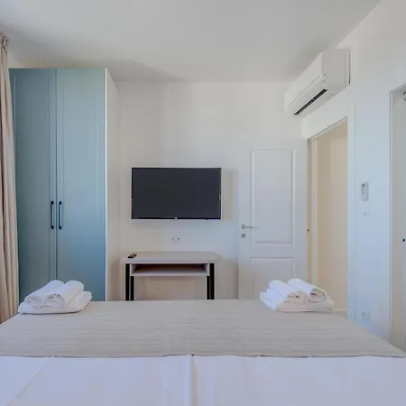 Awesome In With House Sea View Casa vacanze Plano