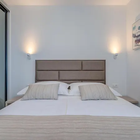 Awesome In With House Sea View Casa vacanze
