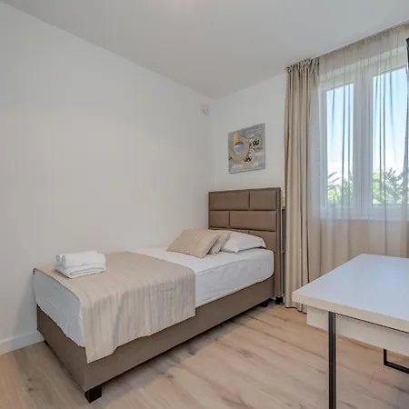 Awesome In With House Sea View Casa vacanze *