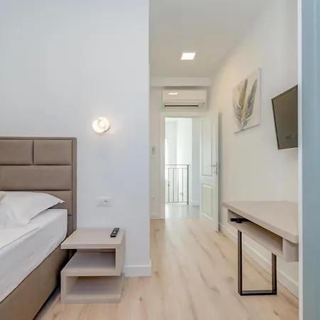 Awesome In With House Sea View Casa vacanze